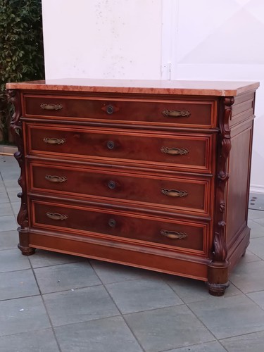 Cassettiera comò in - /, stile